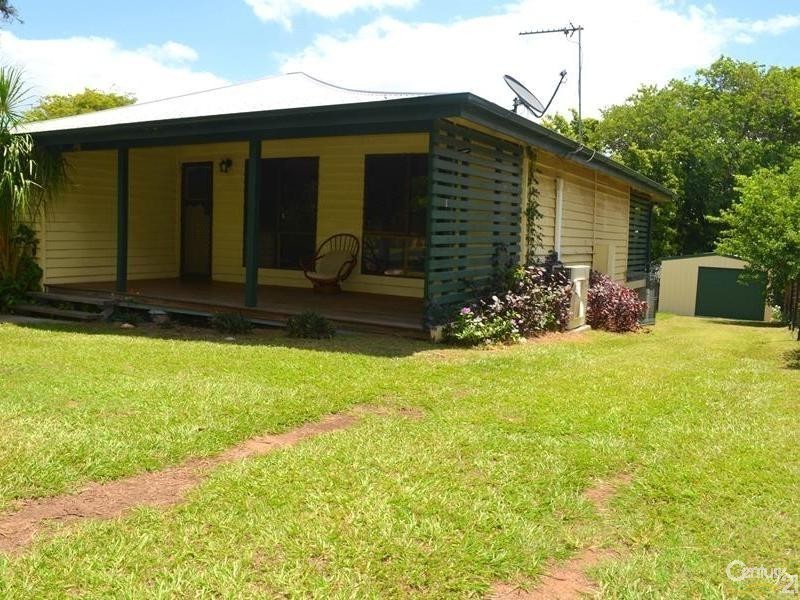 35 Kent Street, West Gladstone QLD 4680