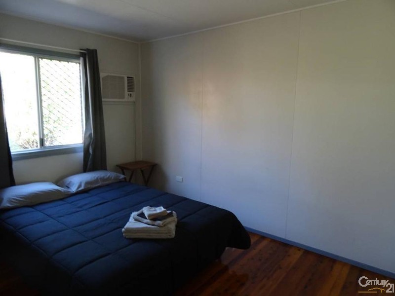 2/18 Grayson Street, West Gladstone QLD 4680