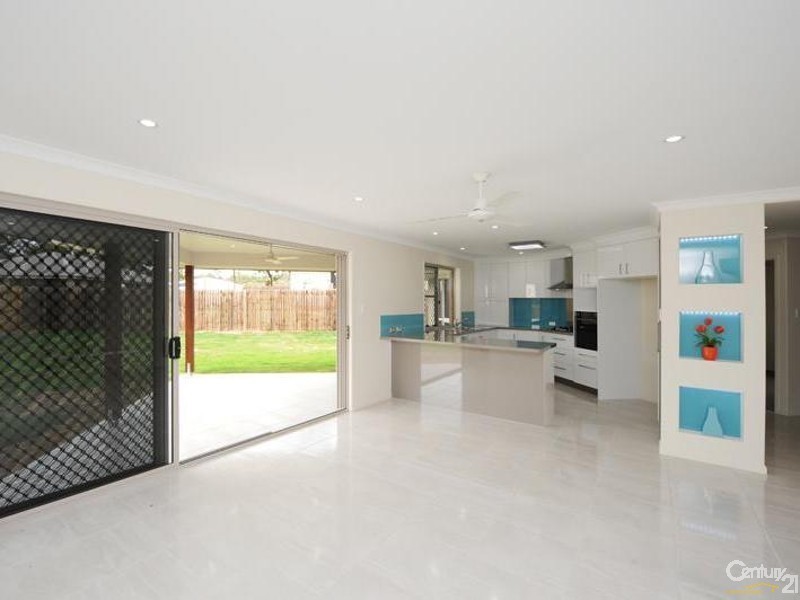 19 Ingra Close, Glen Eden QLD 4680