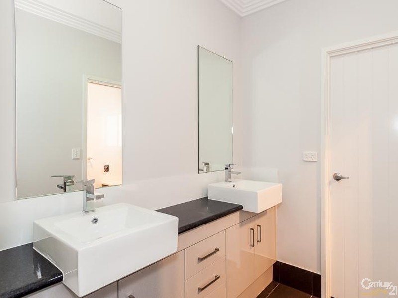 403 Jim Whyte Way, Beecher QLD 4680