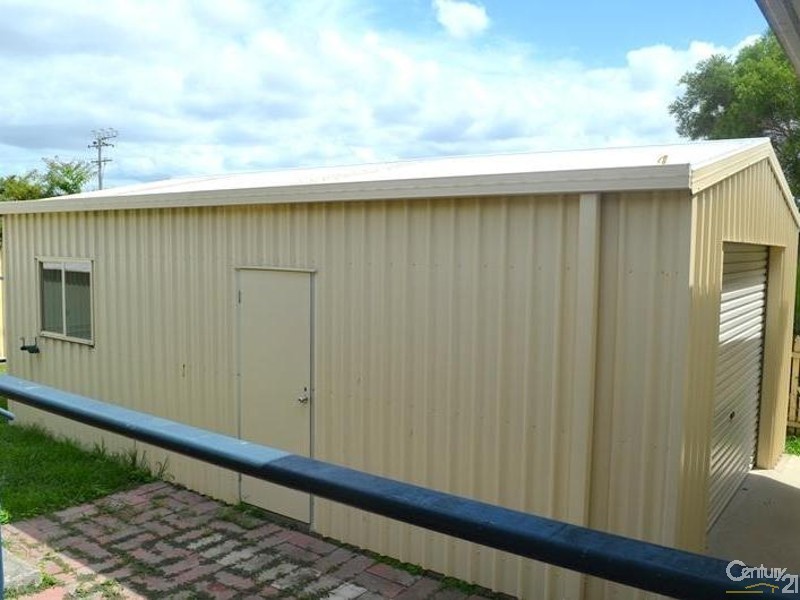 9 Mellefont Street, West Gladstone QLD 4680