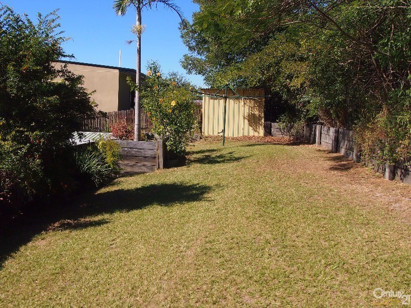 165 Oaka Street, South Gladstone QLD 4680
