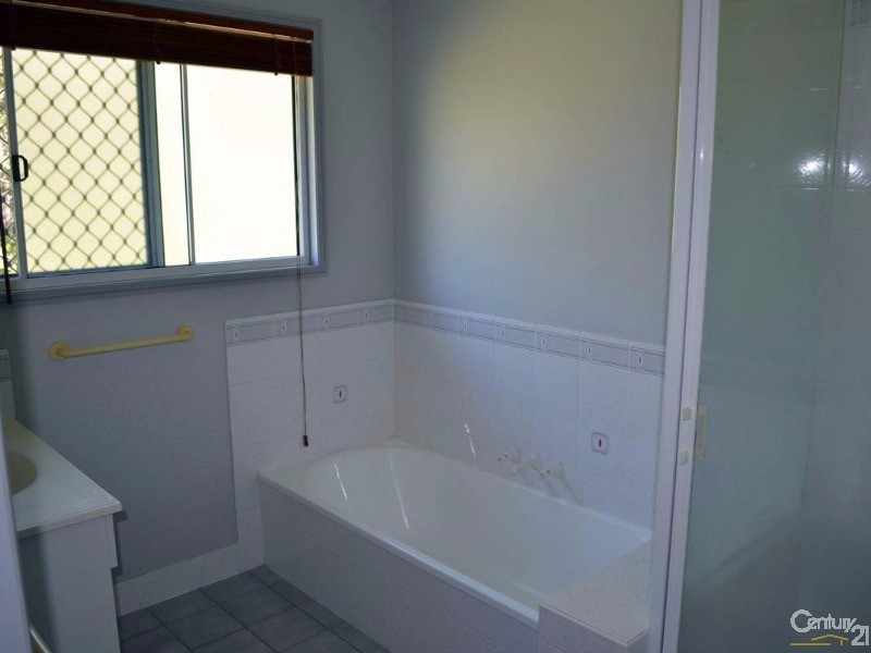 3 Lakefield Court, Forest Glen Estate, South Gladstone QLD 4680