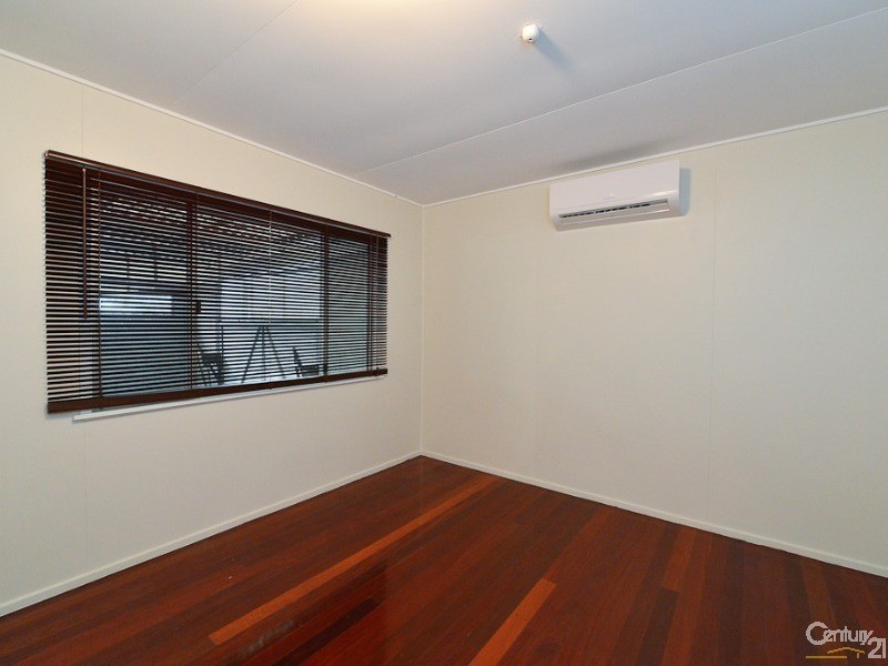 16 Hetherington Street, West Gladstone QLD 4680