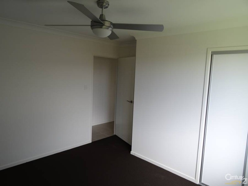 31 Koolivoo Parade, RIVERSTONE RISE, Boyne Island QLD 4680