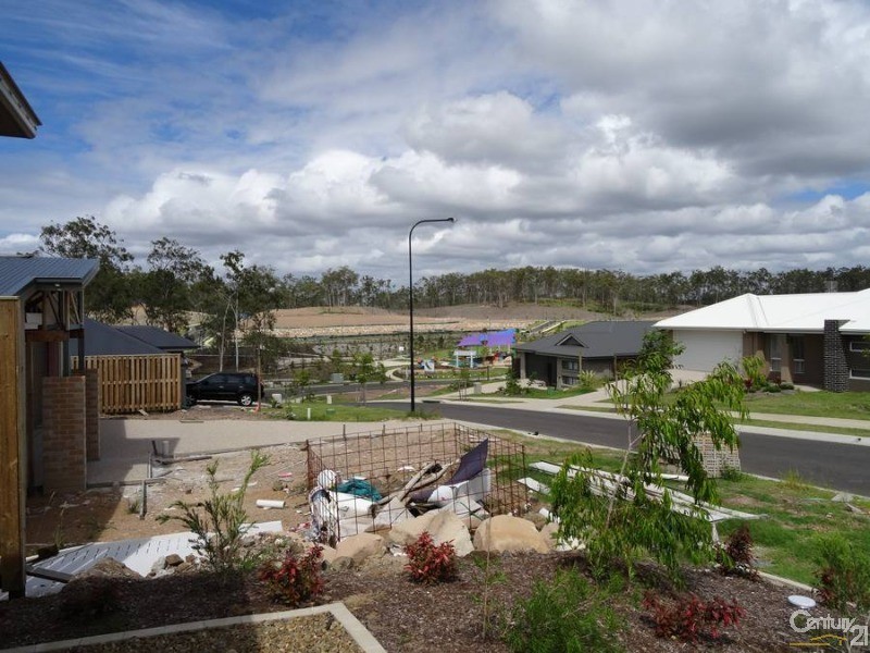 31 Koolivoo Parade, RIVERSTONE RISE, Boyne Island QLD 4680