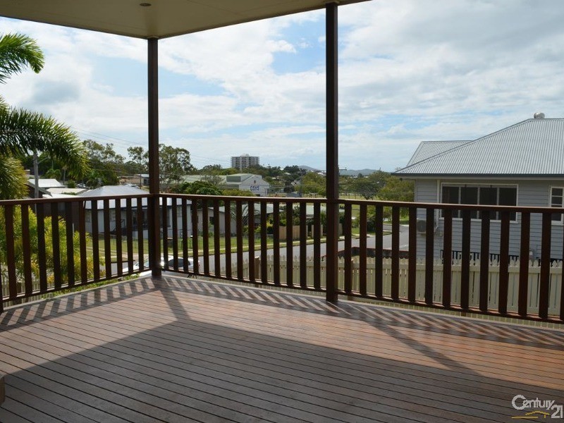 22 Boles Street, West Gladstone QLD 4680