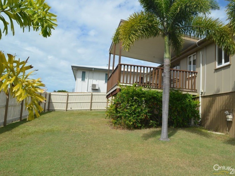 22 Boles Street, West Gladstone QLD 4680