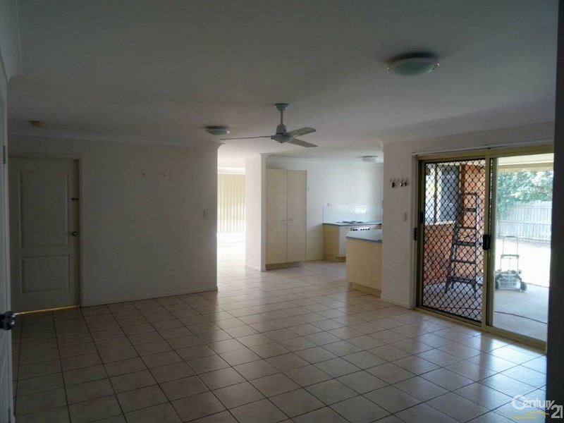 49 Col Brown Avenue, Clinton QLD 4680