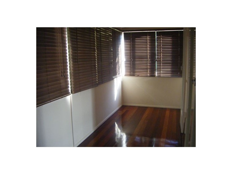 19 Williamson Street, Gladstone QLD 4680