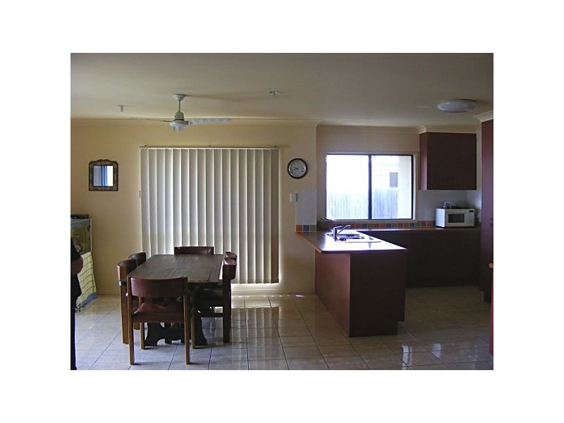 8 Stitt Close, Glen Eden QLD 4680