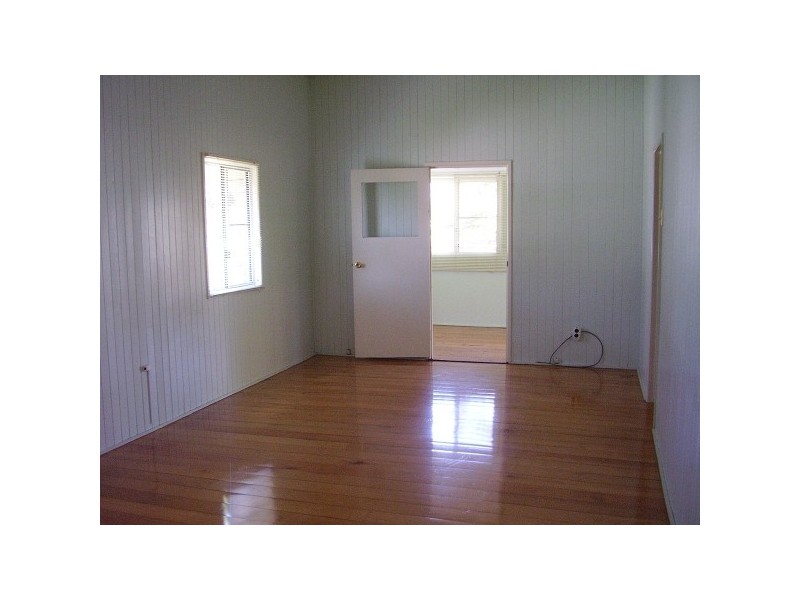 14 Bonar Street, Gladstone QLD 4680