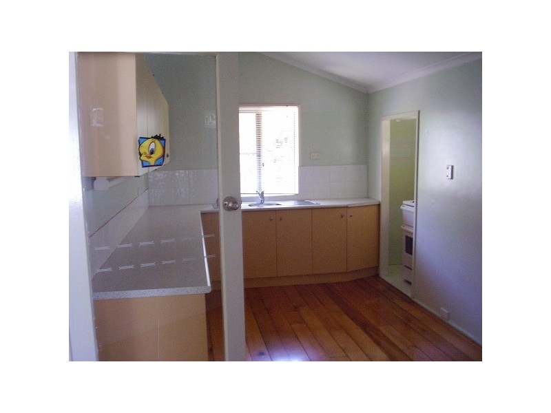 14 Bonar Street, Gladstone QLD 4680