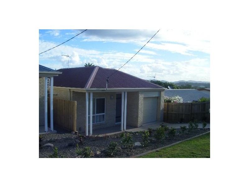 17 Park Street, West Gladstone QLD 4680