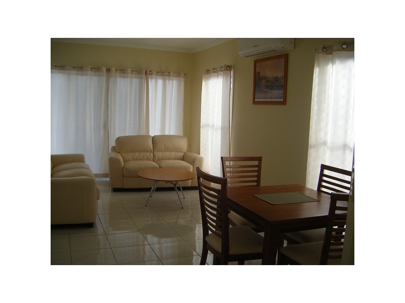 17 Park Street, West Gladstone QLD 4680