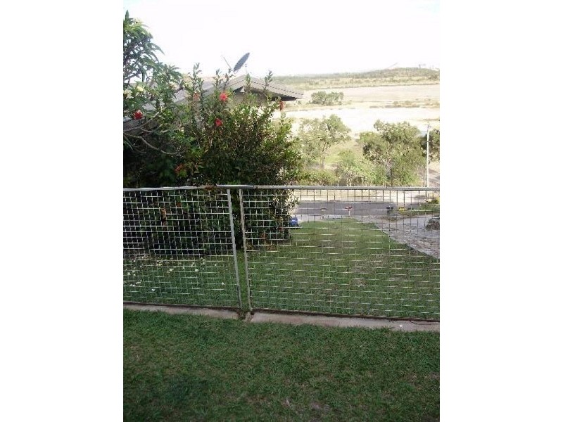 10 Yaralla Street, Barney Point QLD 4680