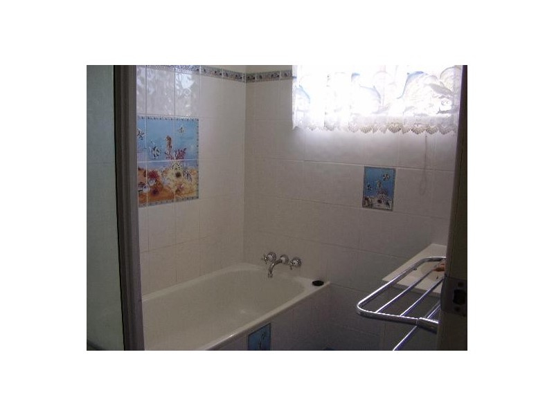 4 Kin Kora Drive, Gladstone QLD 4680