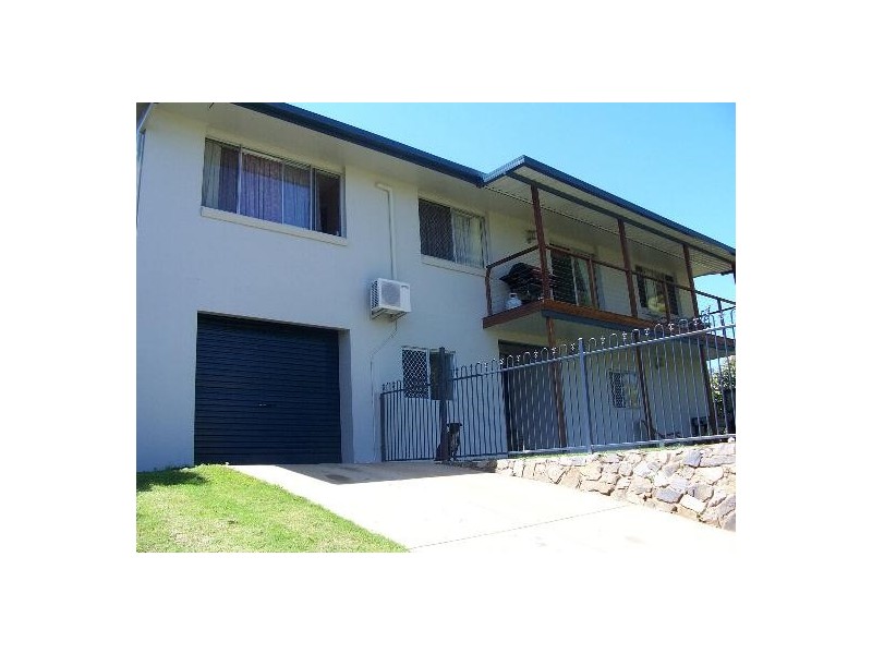 33 Dixon Drive, Telina QLD 4680
