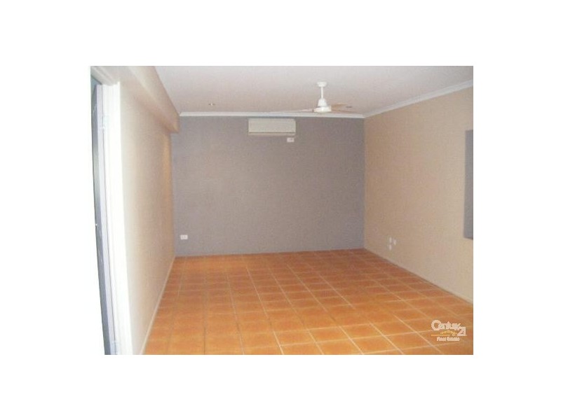 33 Dixon Drive, Telina QLD 4680