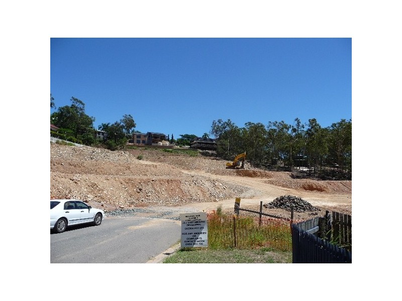 L4 Marina Avenue, Boyne Island QLD 4680