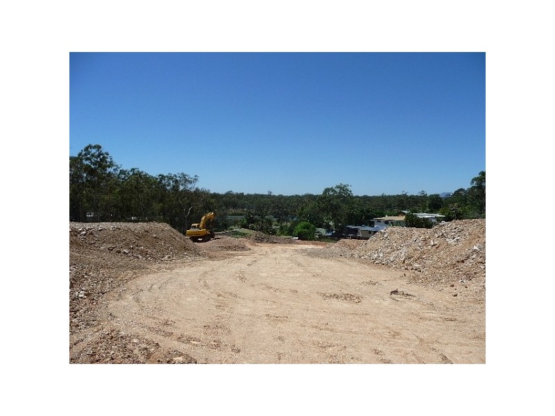 L4 Marina Avenue, Boyne Island QLD 4680