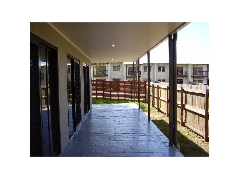 1/9 Nothling Street, Gladstone QLD 4680