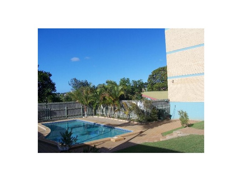 24/7 Kent Street, West Gladstone QLD 4680