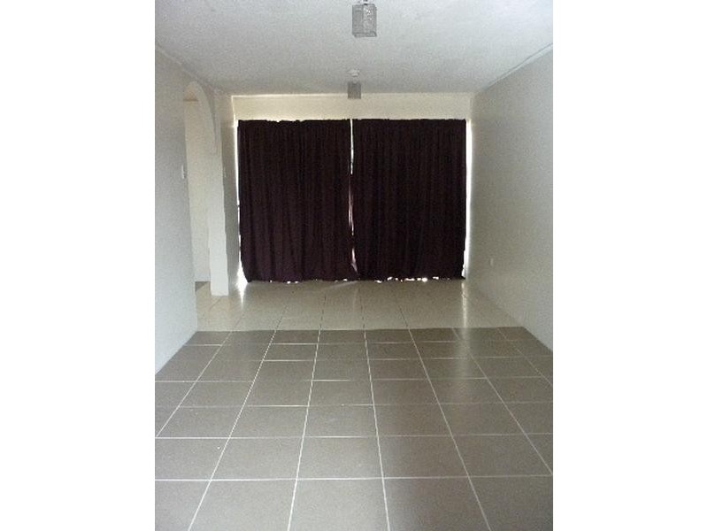 24/7 Kent Street, West Gladstone QLD 4680