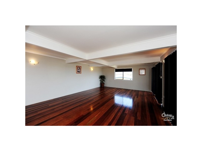 7 The Esplanade, Gladstone QLD 4680