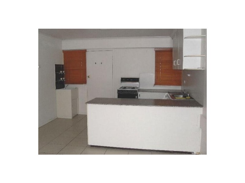 4/21 Charles Street, Gladstone QLD 4680