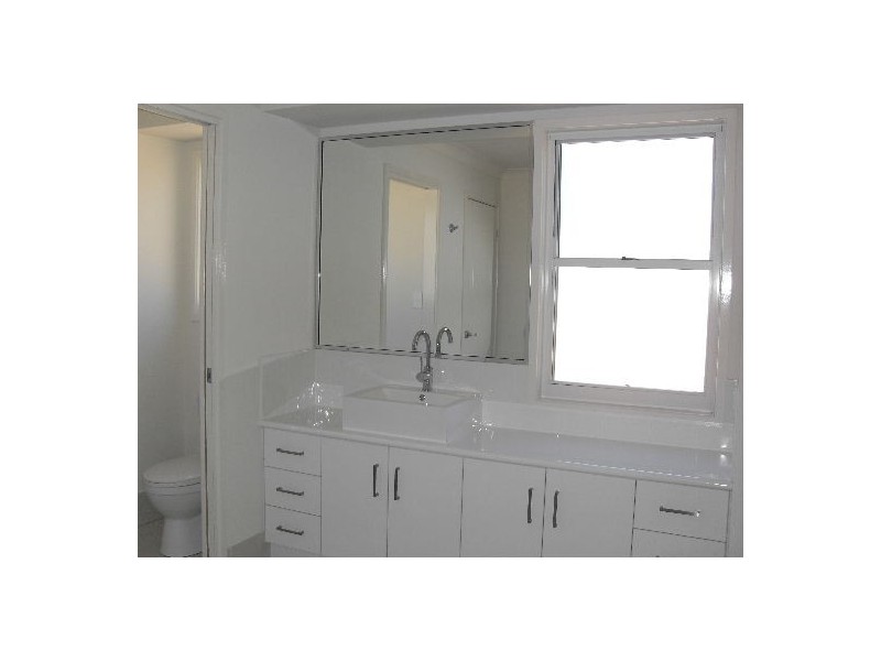 8/1 French Street, South Gladstone QLD 4680