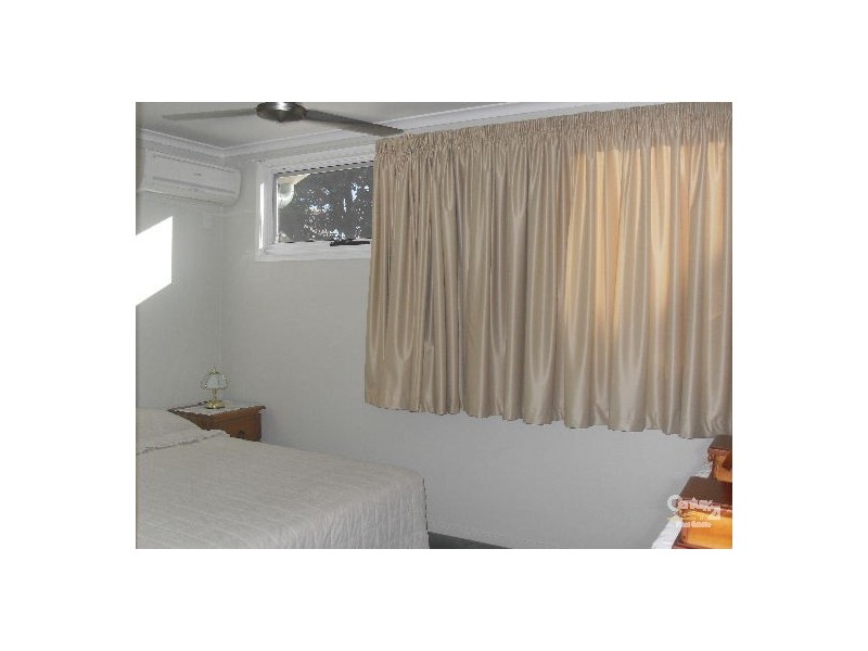 2/13 Yaroon Street, Gladstone QLD 4680