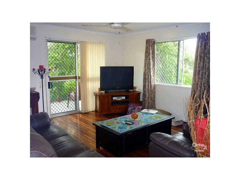 23 Cedar Street, Kin Kora QLD 4680