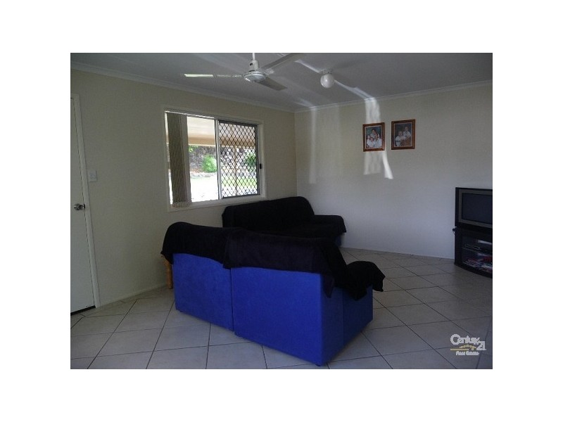 5 Fir Court, Kin Kora QLD 4680