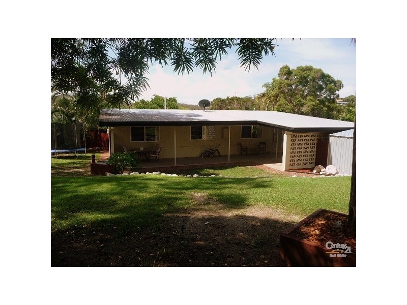 5 Fir Court, Kin Kora QLD 4680