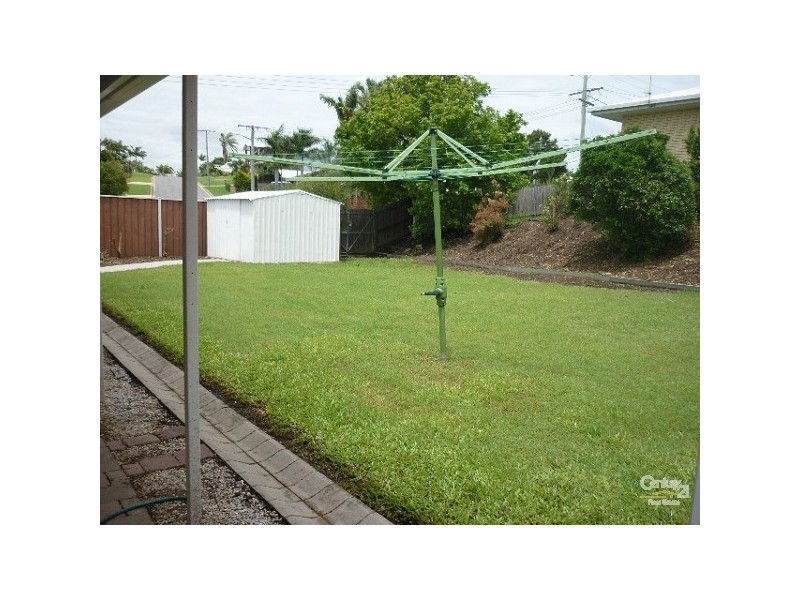 2 Junee Street, Clinton QLD 4680