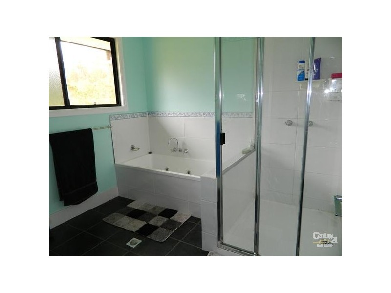 13 Hakea Court, Miriam Vale QLD 4677