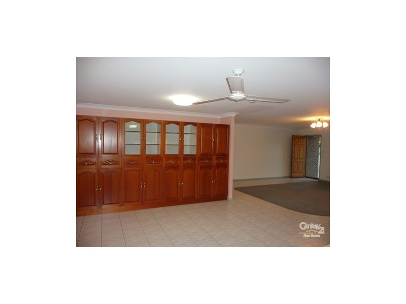 1 Collins Lane, Gladstone QLD 4680