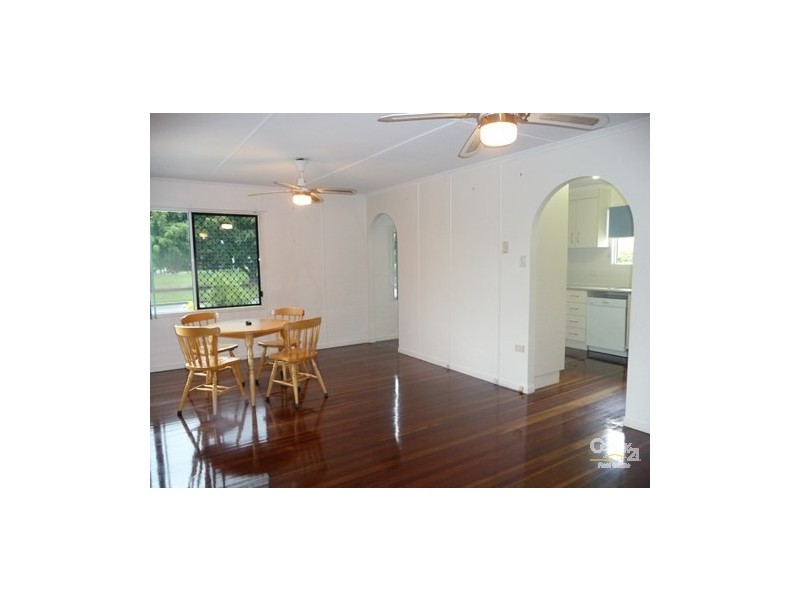 9 Mellefont Street, West Gladstone QLD 4680