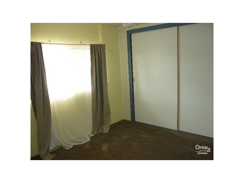 1/33 Butler Street, New Auckland QLD 4680