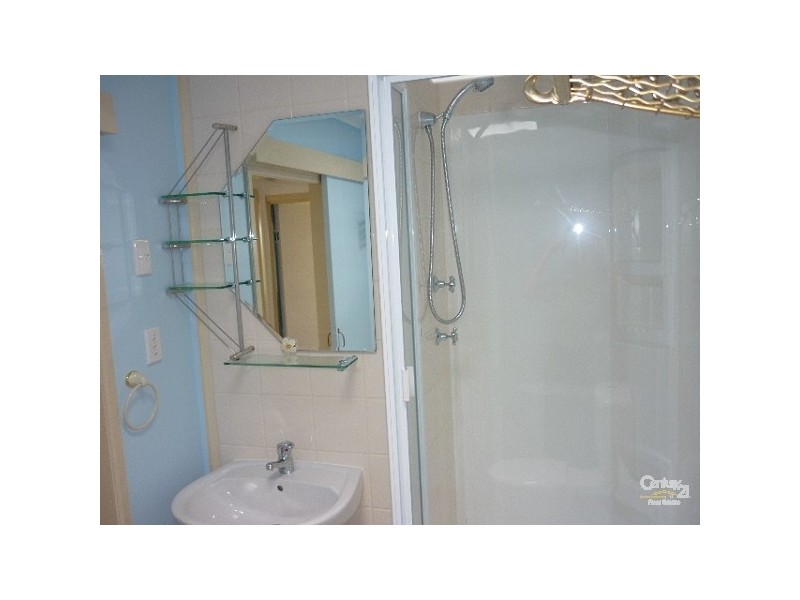 8/9 Scenery Street, Gladstone QLD 4680