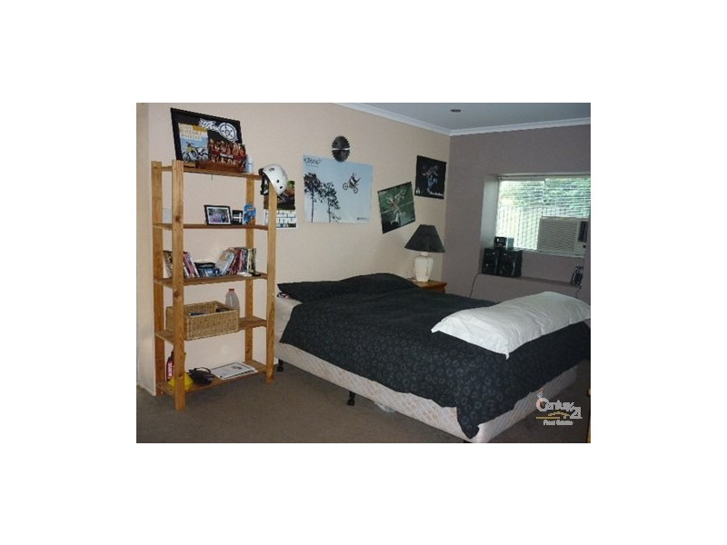 33 Dixon Drive, Telina QLD 4680