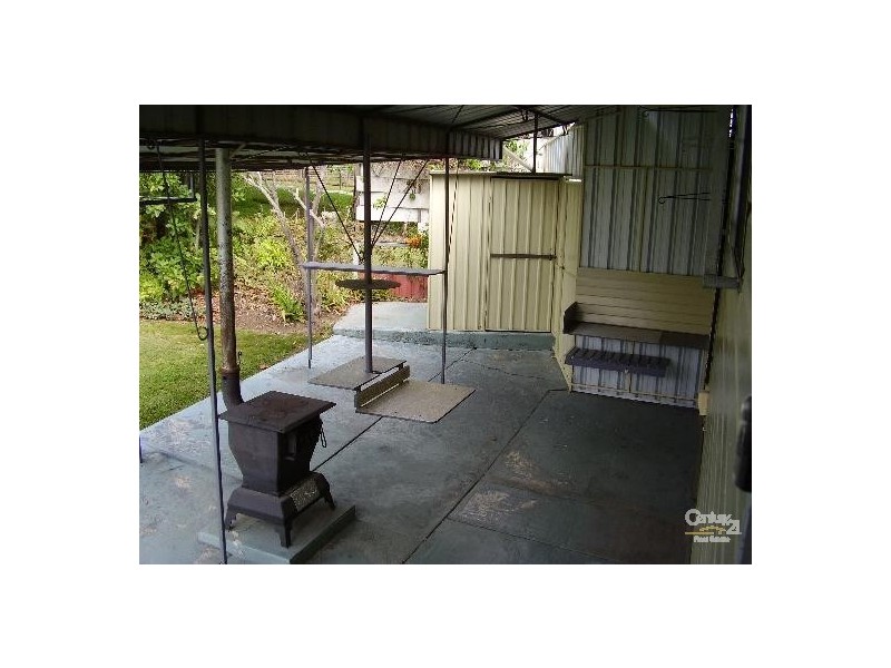 18 Lyons Street, South Gladstone QLD 4680