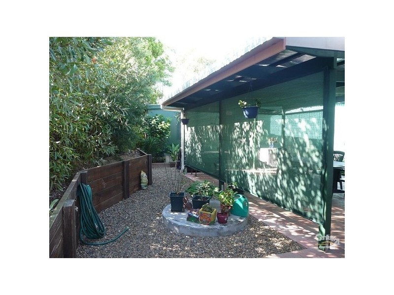 17 King George Street, Mount Larcom QLD 4695