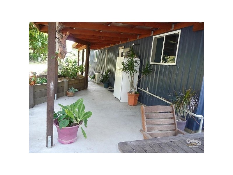 19 King George Street, Mount Larcom QLD 4695