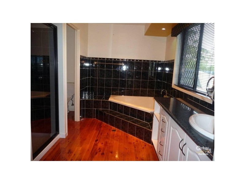 29 Ben Lexcen Court, Gladstone QLD 4680