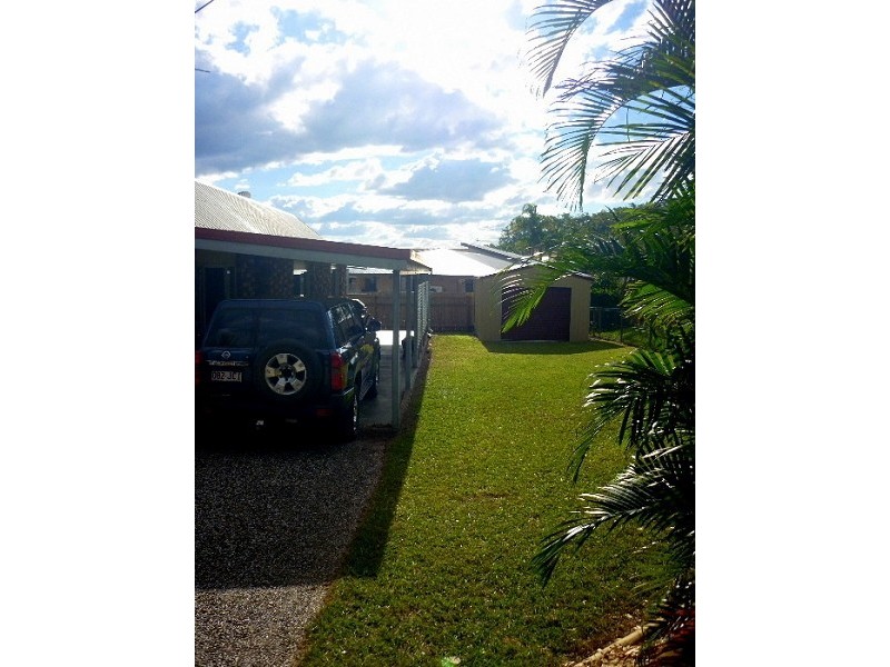 21 Malpas Avenue, Boyne Island QLD 4680