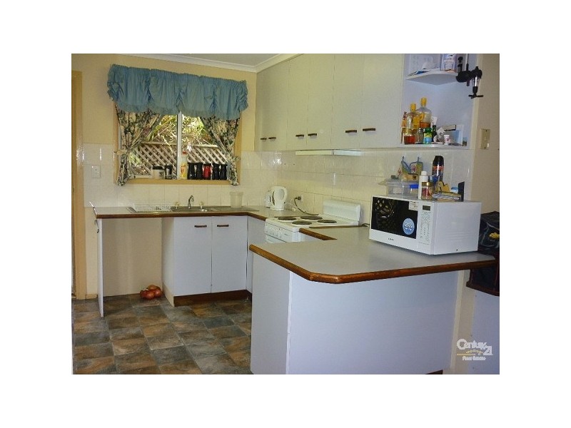 21 Malpas Avenue, Boyne Island QLD 4680