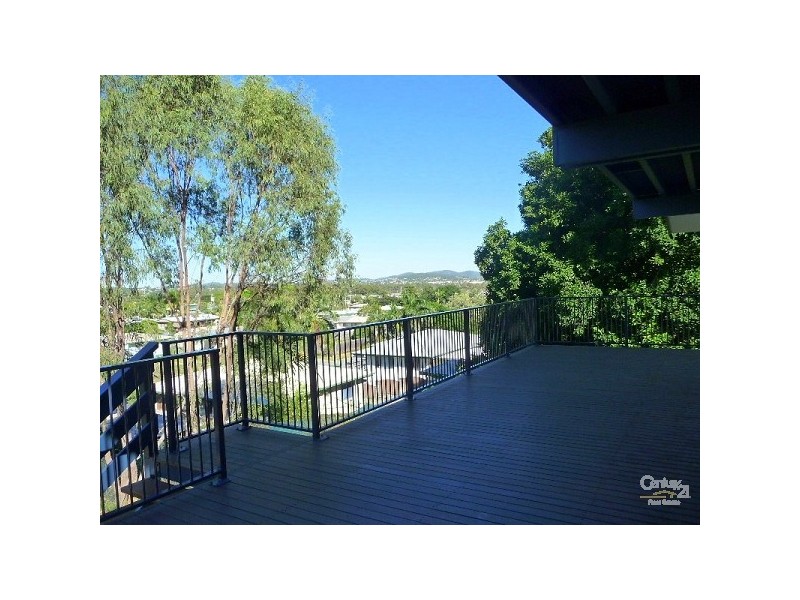 31 Herbertson Street, Gladstone QLD 4680