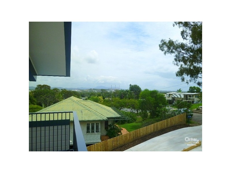 31 Herbertson Street, Gladstone QLD 4680